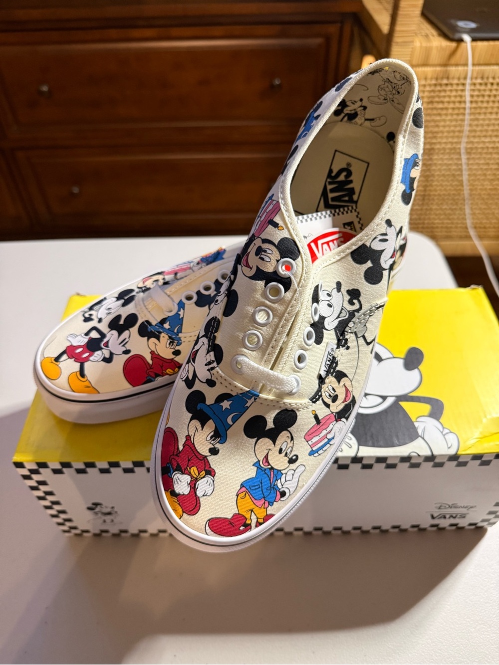 NEW - VANS/ Disney Mickey’s Birthday Shoes (W Size 11)